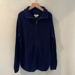 Never worn vineyard vines merino sweater